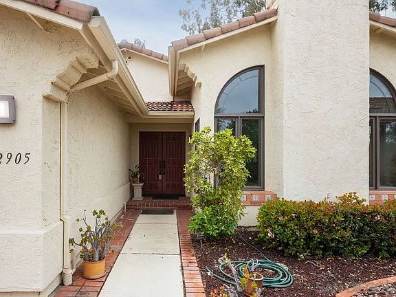 2nd image of 12905 Avenida Marbella