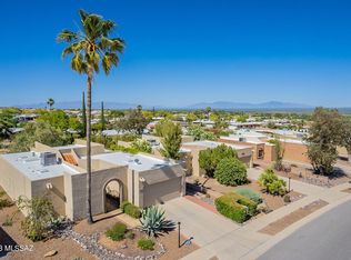 700 W Rio Altar, Green Valley, AZ 85614