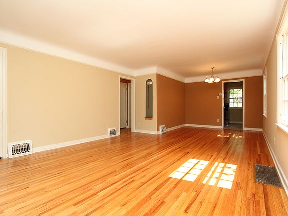 Beautifully refinished Floor