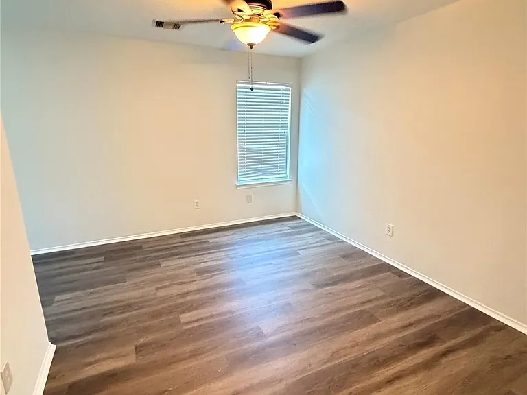 7419 Morgan Ranch Trl — Photo 14