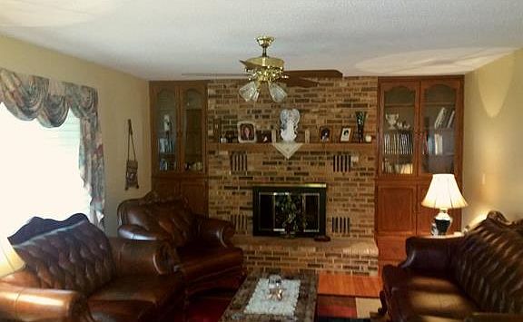 3rd image of 559 Parmentier Estates Dr