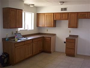 2nd image of 1009 W Danbury Rd