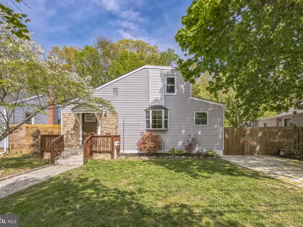 76 Edison Rd, Cherry Hill, NJ 08034