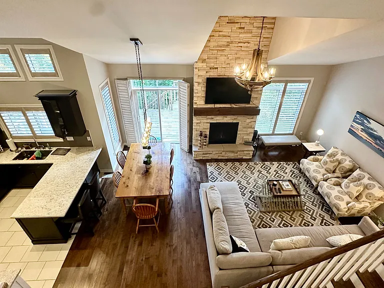 8 Robbie Way — Photo 12