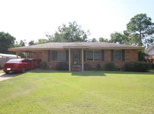 314 E Imperial Cir, Warner Robins, GA 31093