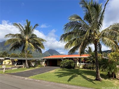 1510 Ulupii St, Kailua, HI, 96734