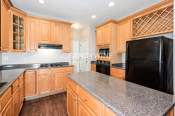 850 Malvern Blvd — Photo 9