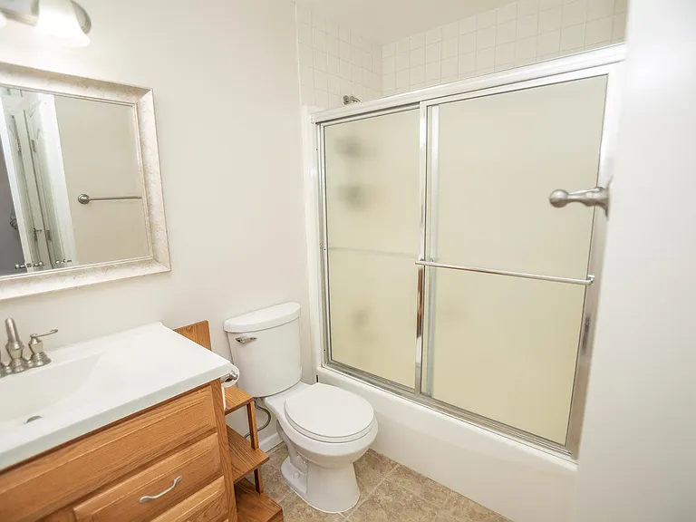 223 Mary Dr — Photo 12