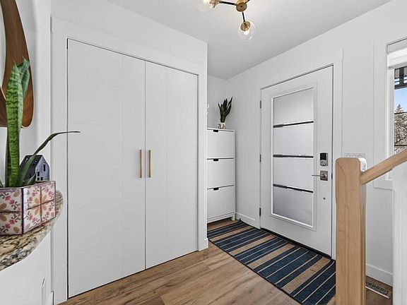 4th image of 46 NW Springbluff Blvd SW