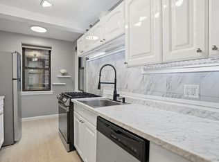 142 Garth Road #2J, Scarsdale, NY 10583