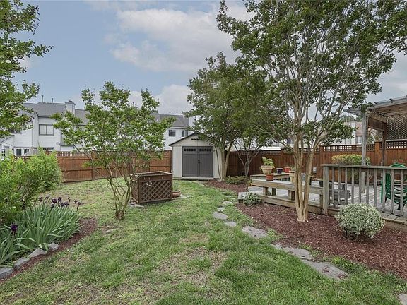 3rd image of 601 Sheafe Ct