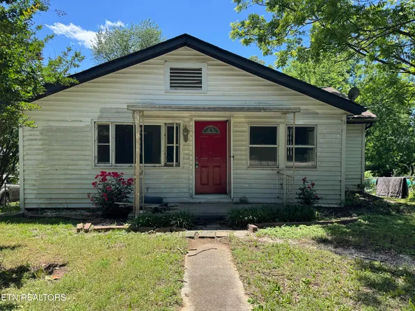 927 Cherokee St, Maryville, TN 37804