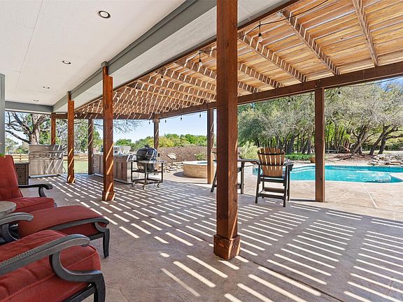 4th image of 200 Four T Ranch Rd