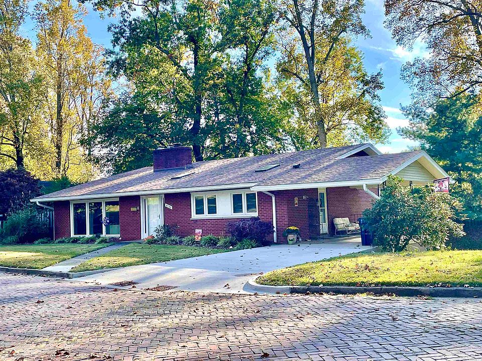 1st image of 3700 Valley Dr
