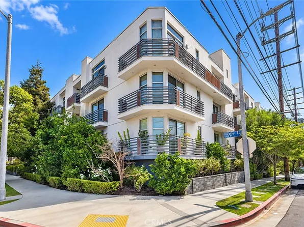 900 S Westgate Ave #Penthouse 4, Los Angeles, CA 90049
