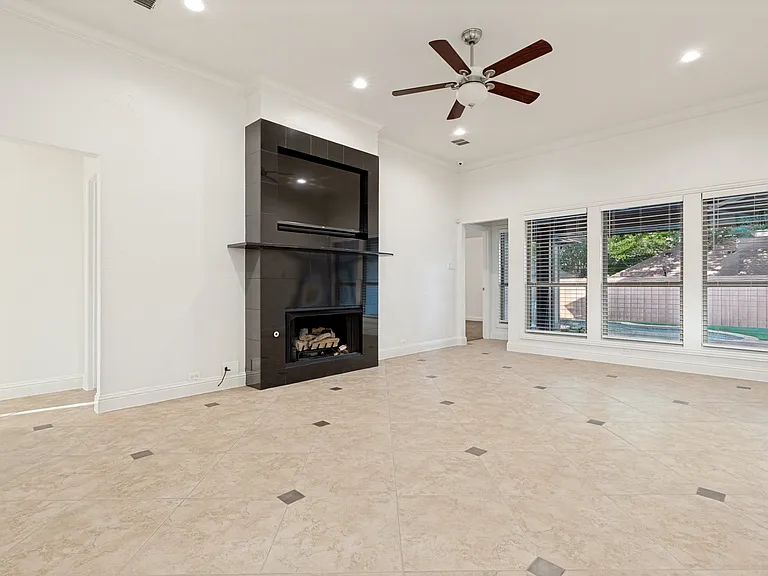 6900 Laramie Dr — Photo 10