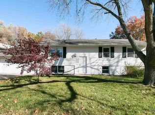 3346 Tulane Ave, Iowa City, IA 52245