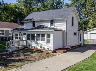 678 24th St, Des Moines, IA 50312