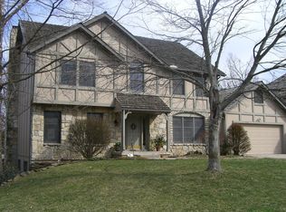 1500 S Ranch Dr, Springfield, MO 65809