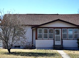 707 N 4th Ave, Washington, IA 52353