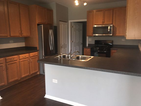 3rd image of 1380 Remington Dr #1