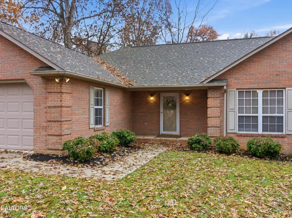 445 Timbercreek Dr, Maryville, TN 37803