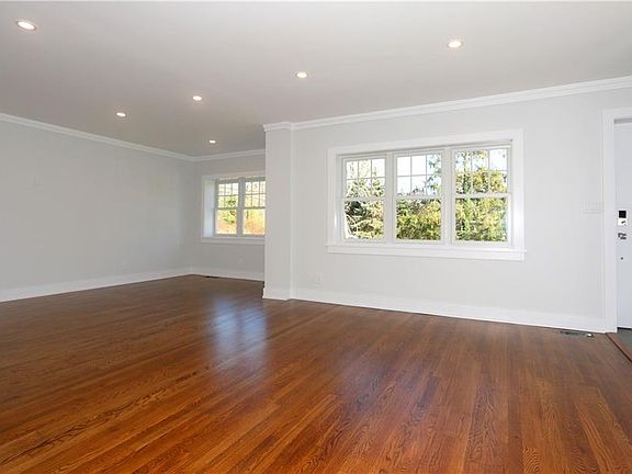 5th image of 3 Meadow Ln