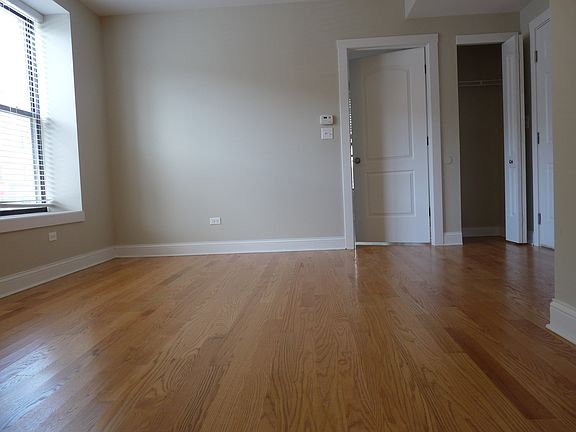 5th image of 3359 W Berteau Ave APT 1