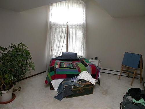 4th image of 300 N Madison St #3