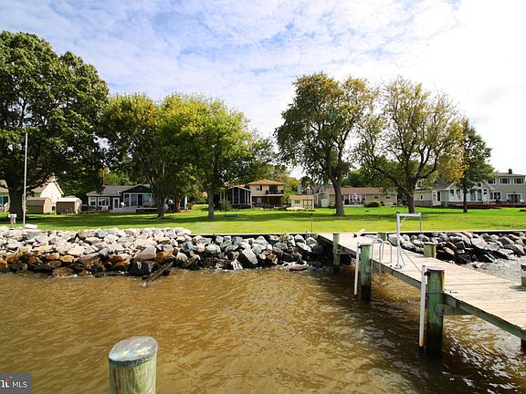 4th image of 112 Bay Dr