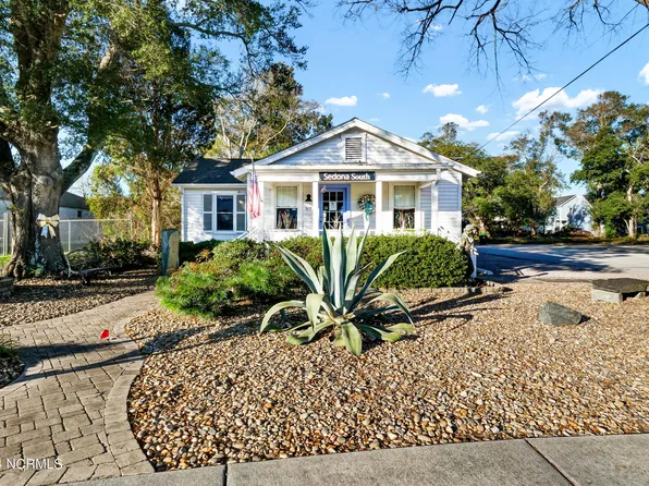 517 N Howe Street, Southport, NC 28461