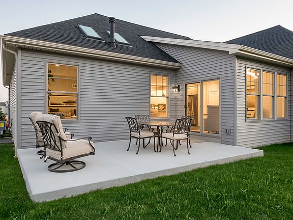 The Owen - Garden Home Design by Roland Builder, Inc.