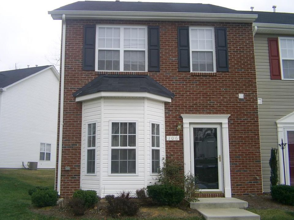 1st image of 106 Queensberry Ct