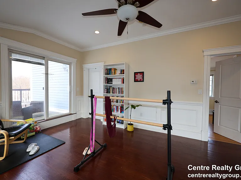 127 Nonantum St #2 — Photo 23