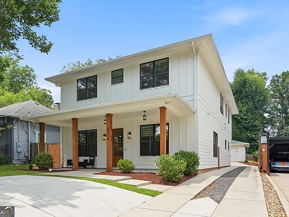 2nd image of 2114 Memorial Dr