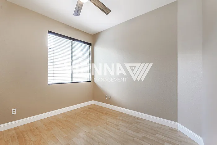 5308 Heritage Ct — Photo 15