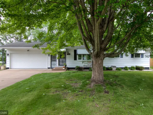 2615 Worbach Dr, Eau Claire, WI 54703
