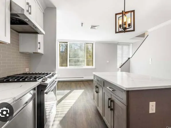 520 Ashford Ave APT 18, Ardsley, NY 10502