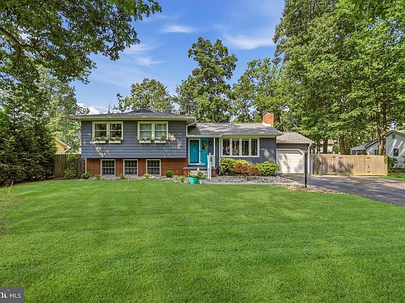 3rd image of 1194 McClain Dr
