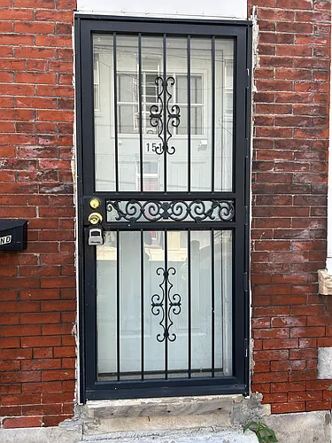 1515 Dickinson St #1 Photo 1