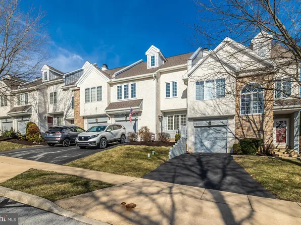 372 Bristol Cir, Exton, PA 19341