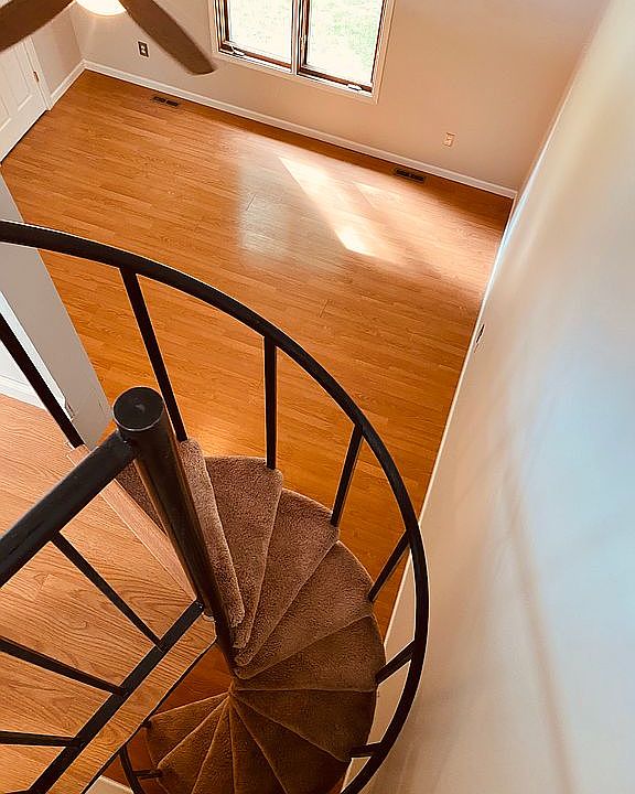 1st image of 373 Mohegan Cir #373