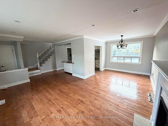 5th image of 52 Eldomar Ave