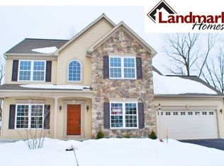 67 Falcon Cir, Lebanon, PA 17042