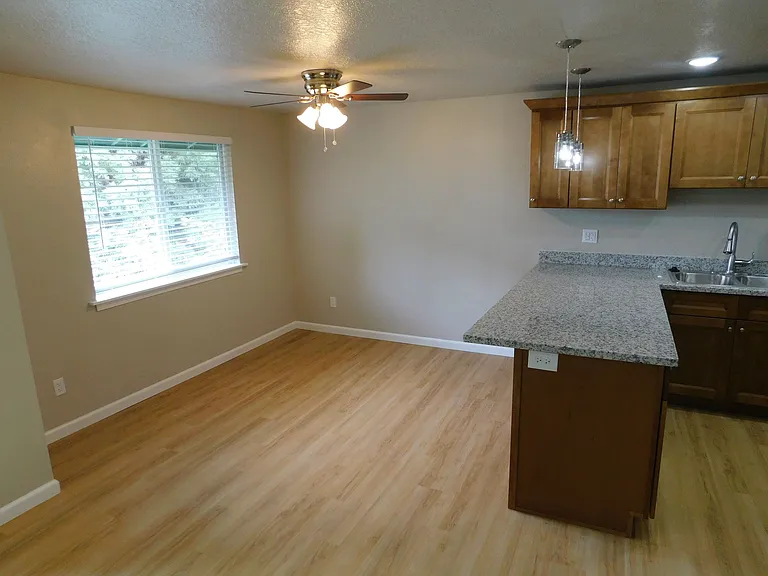Forest Ridge Apartments — Photo 22