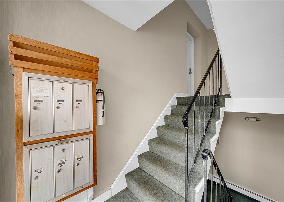 2nd image of 5 Endicott St APT 3
