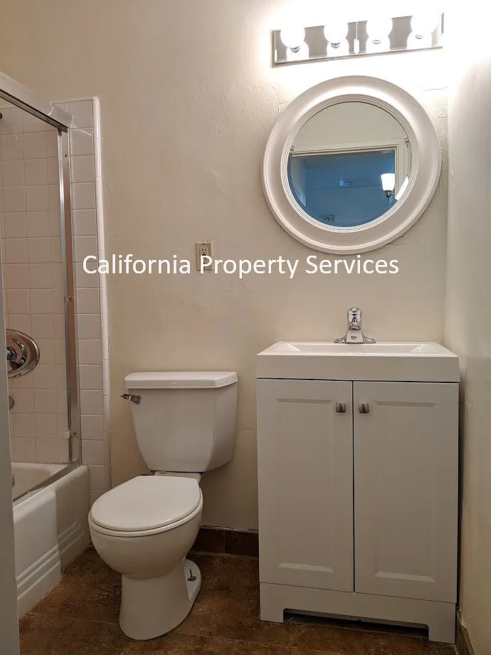 2 bed, $2,100 — Photo 4