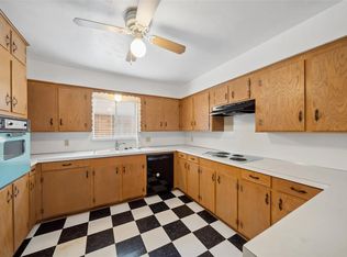 926 E 14th St, Houston, TX 77009