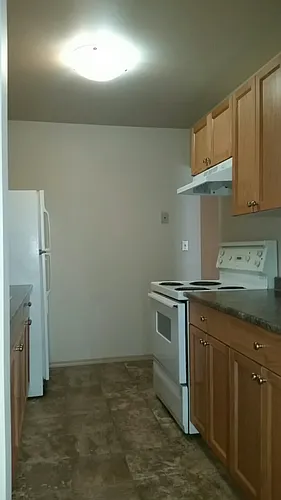 28 Ottawa St Photo 1