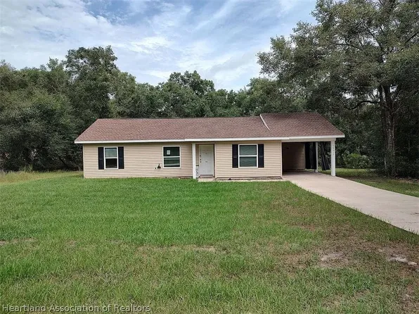16617 SE 59th Pl, Ocklawaha, FL 32179